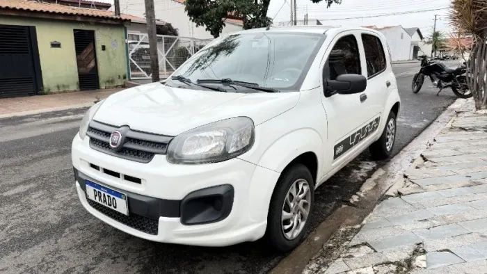 Fiat Uno Attractive 1.0 EVO Fire Flex 8V 5P 2020