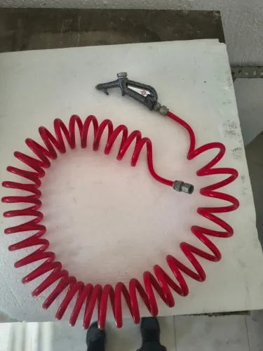 Mangueira de ar com Bico espiral para limpeza de cabines caminhão, máquinas