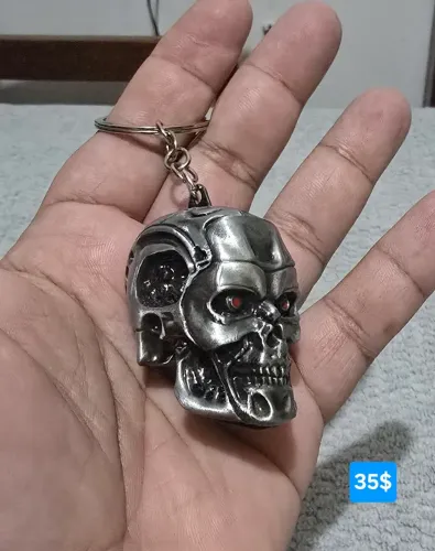 Chaveiro do Exterminador em metal