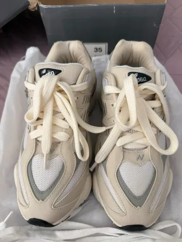Tênis New balance 9060