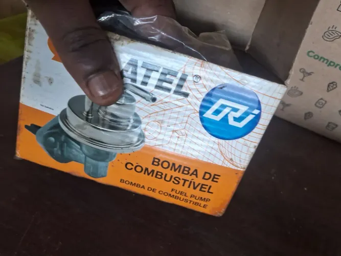 Bomba de combustível para carro nova