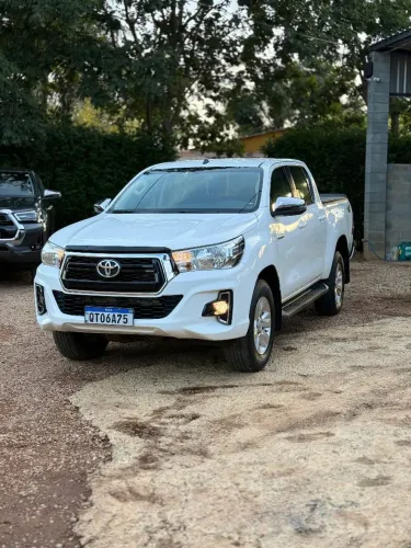 Toyota Hilux CD SR 4X4 2.8 TDI Diesel Aut. 2020