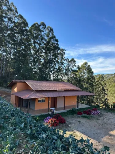Chácara com 4.000 m² à Venda Próximo ao China Park em Domingos Martins/ES - Casa Nova com