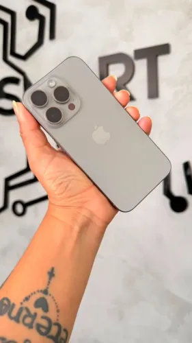 iPhone 15 Pro Natural (Cinza) 128GB (Nota e 3 meses de garantia)
