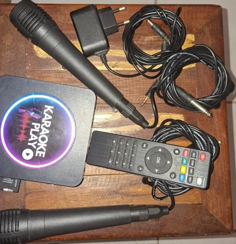 Vendo esse karaokê