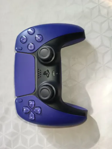 Controle PS5 DualSense Roxo (Galactic Purple) - Semi-novo na Caixa