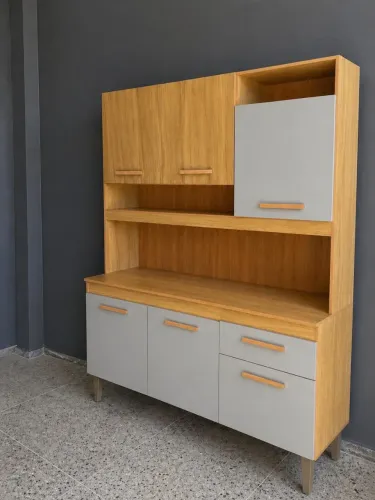 ARMÁRIO DE COZINHA