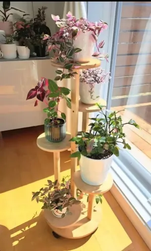 Floreira de chão/ suporte para planta
