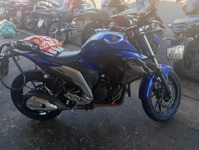 Fazer 250 semi nova