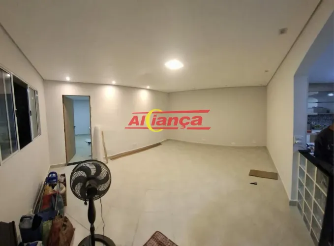 Casa + Edicula 250m², com 3 quartos à Locação - Taboão Guarulhos