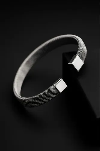 Bracelete de aço inox - Novo 