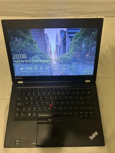 ? NOTEBOOK LENOVO THINKPAD T430u ULTRABOOK - CORE i5 | 8GB RAM | SSD 240GB ?