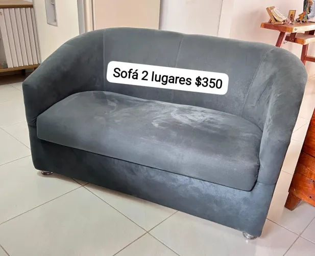 Sofá 2 lugares $350