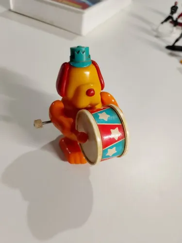 brinquedo antigo de corda estrela cachorro Patotinha anos 80