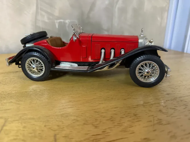 Miniatura Mercedes bens