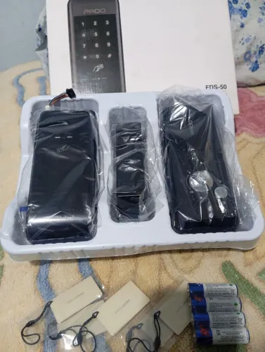 Vende-se se fechadura eletrônica pado