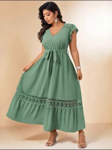 vestido longo verde manga curta