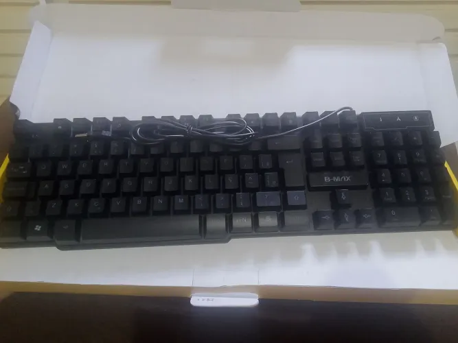 Teclado novo