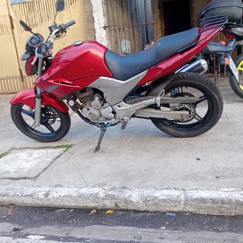 Fazer 250