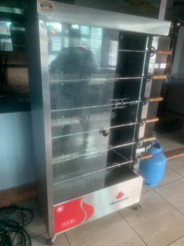 MÁQUINA DE ASSAR FRANGO