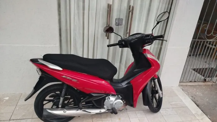 Vendo ? Honda Biz 2022/2022 .