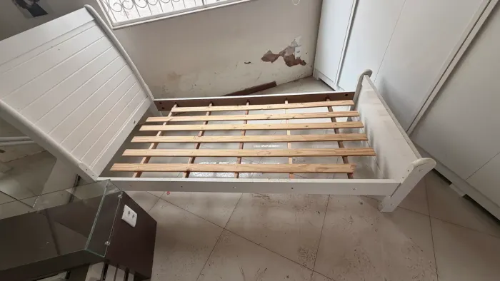 Cama solteiro 