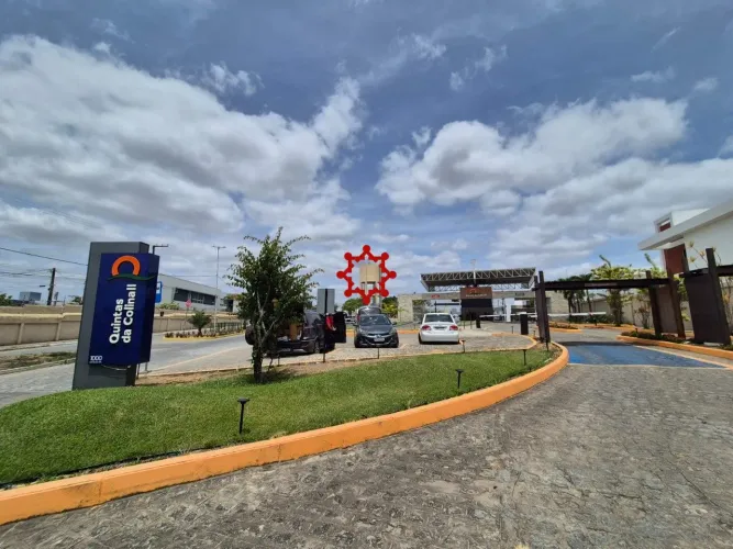 Casa no Condomínio Quintas da Colina II com 4 dormitórios e 600 m² de área de terreno à ve