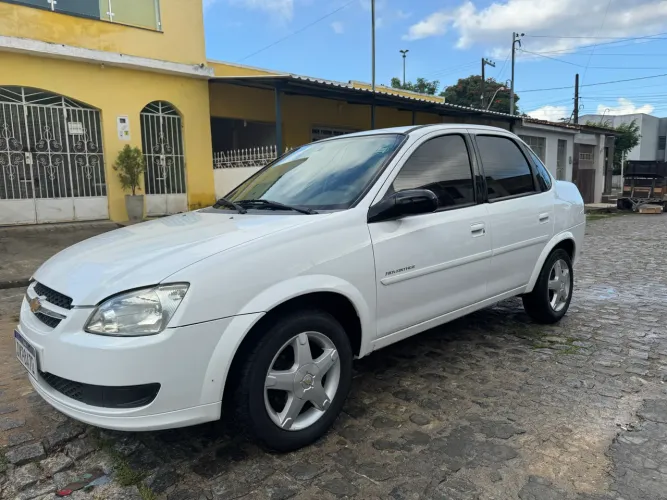 Chevrolet Classic Advantage 1.0 VHC Flexpower 4P 2015