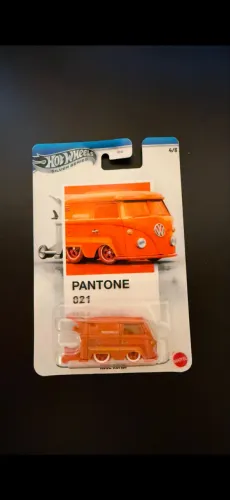 Hot wheels kool kombi - Pantone 