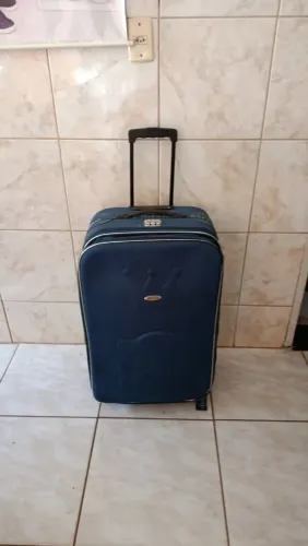 Mala cor Azul de zíper em perfeita condições