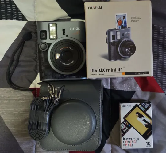 Máquina Fotográfica Instantânea Fujifilm Instax Mini 41 + Kit Completo