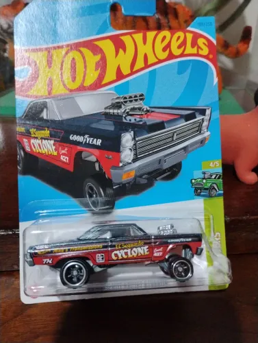 Hot Wheels 65 Mercury comet ciclone super t hunt.