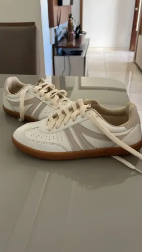 Tênis casual feminino