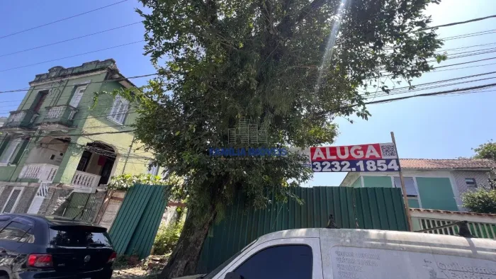 Terreno para locação 380 m² 10x38 Marapé Santos/SP