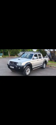 Mitsubishi L200 Outdoor HPE 2.5 4X4 CD T.dies. Mec. 2010
