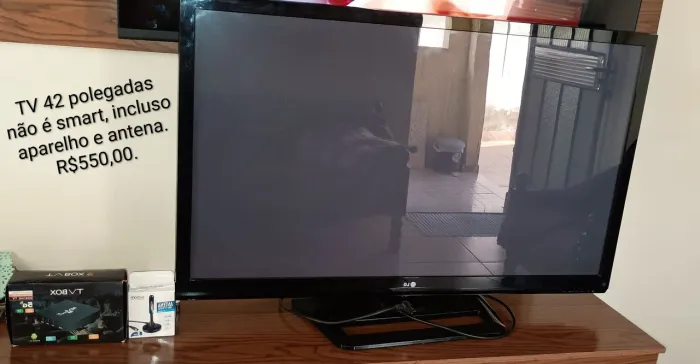 Vendo TV 42 polegadas 