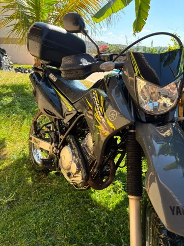 XTZ Lander 250 com menos de 30 mil km 2 dono