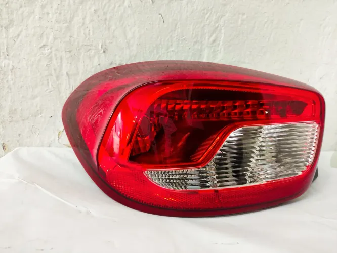Lanterna traseira Renault Kwid, 2018/2024, lado direito, Original, sem recuperações