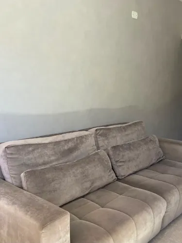 Sofá Retrátil 2,40m em Suede | Higienizado | Excelente Estado