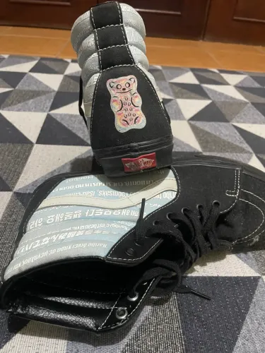 Tênis vans Haribo