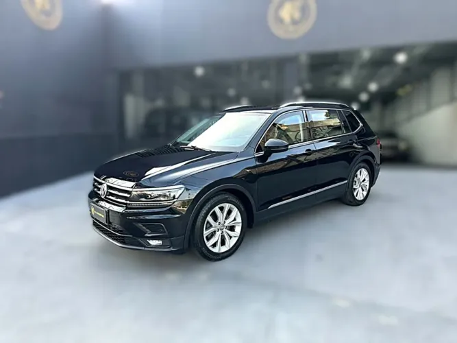 Volkswagen Tiguan Allspac Comf 250 TSI 1.4 Flex 2018
