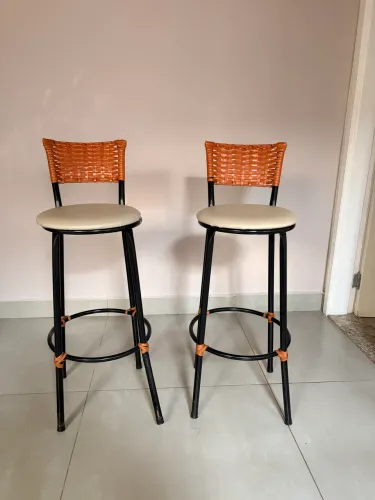 Cadeira alta / Banqueta