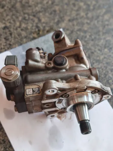 Bomba de alta da Hilux SW4 