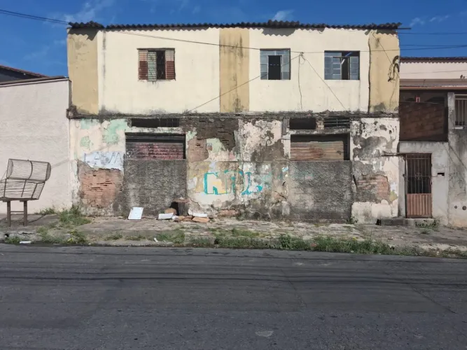 Vende-se Lote no Alípio de Melo !