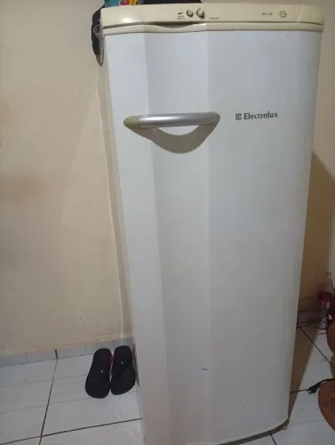 Vendo geladeira