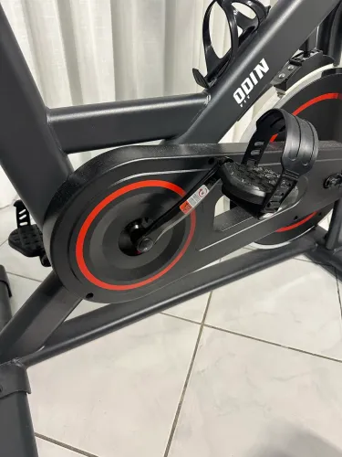Excelente estado - Bicicleta Ergométrica Spinning Bike Mecanica 6kg Pace2500 Odin Fit