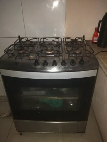 Fogão 6 bocas pra vender logo!