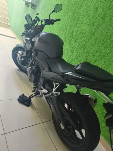 HONDA CB 500F 2024