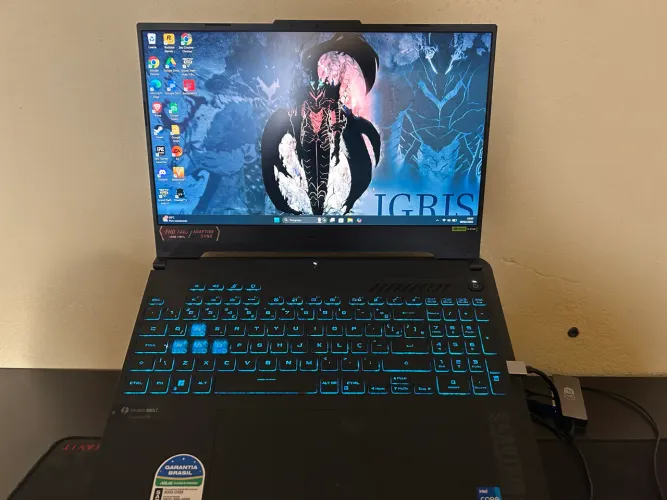 ASUS TUF F15 notebook gamer