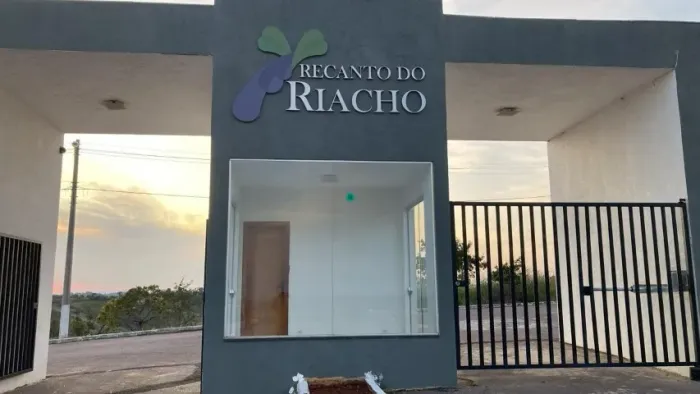 Terrrno 1000m2 em condomíno fechado ( Recanto do Riacho ) em Funilândia